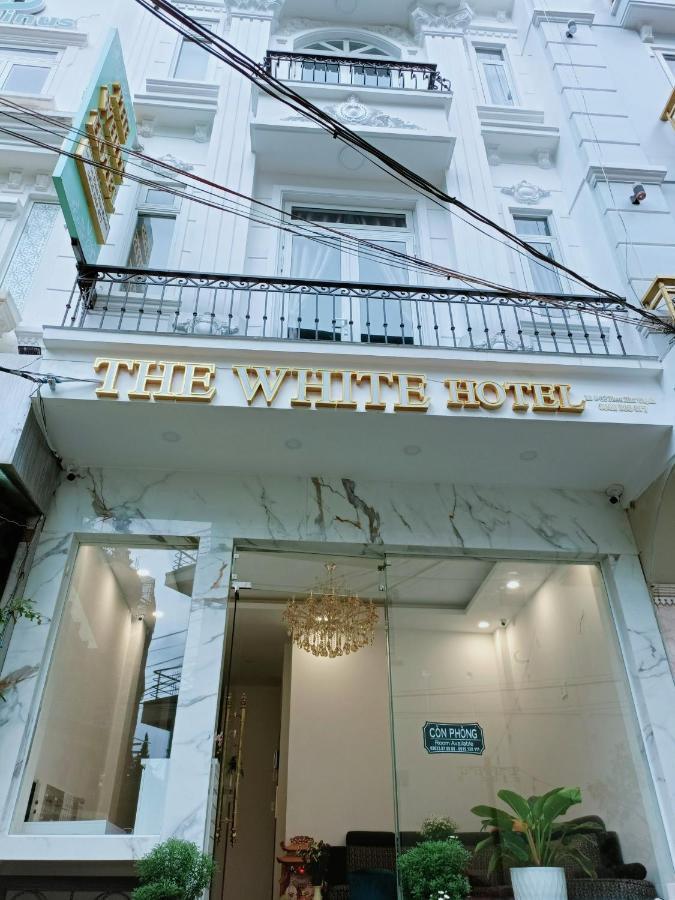 The White Hotel دالات المظهر الخارجي الصورة