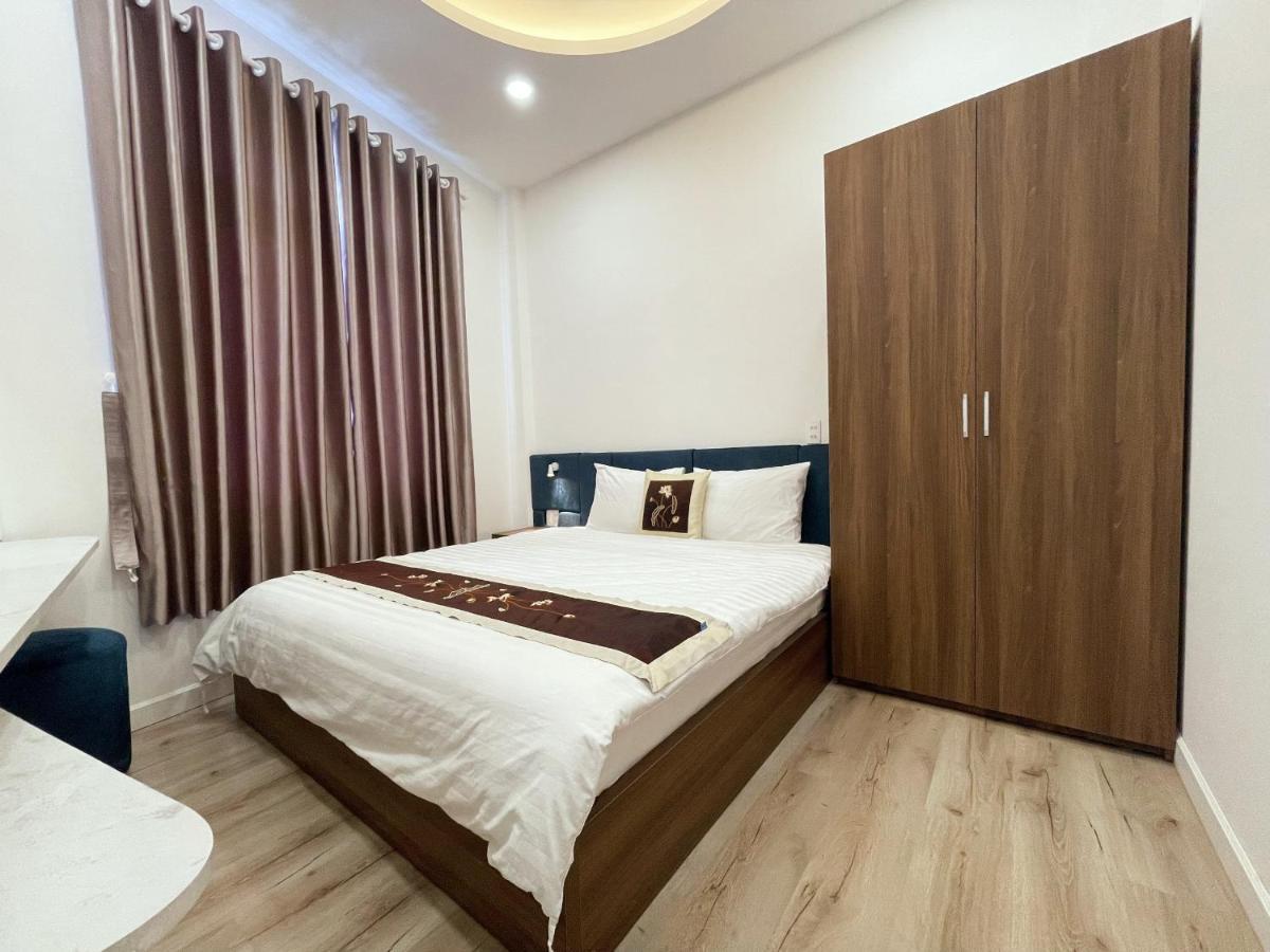 The White Hotel دالات المظهر الخارجي الصورة